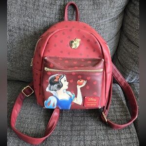 Disney Loungefly Snow White Apple Red Bag Purse Bookbag